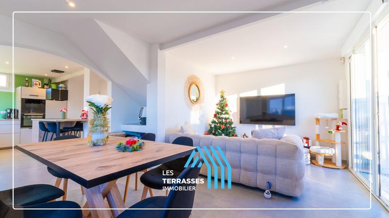 Maison traditionnelle - 82 m² - 4 pièces