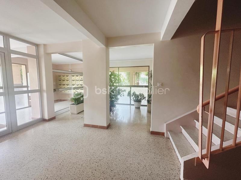 Appartement - 83 m² - 3 pièces