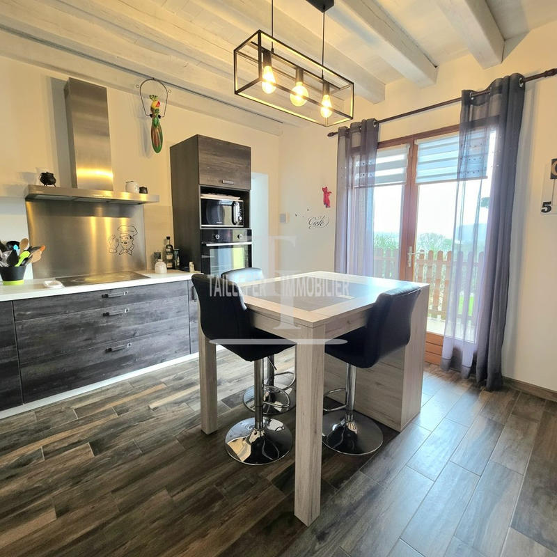 Maison - 150 m² - 7 pièces