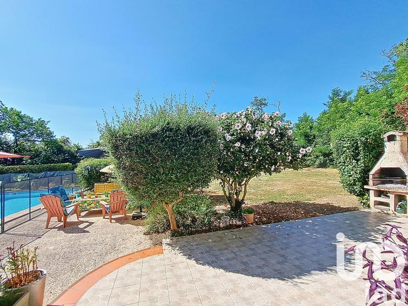 Maison - 142 m² - 5 pièces