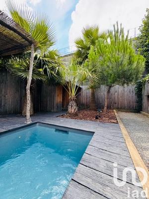 Maison de ville - 195 m² - 7 pièces