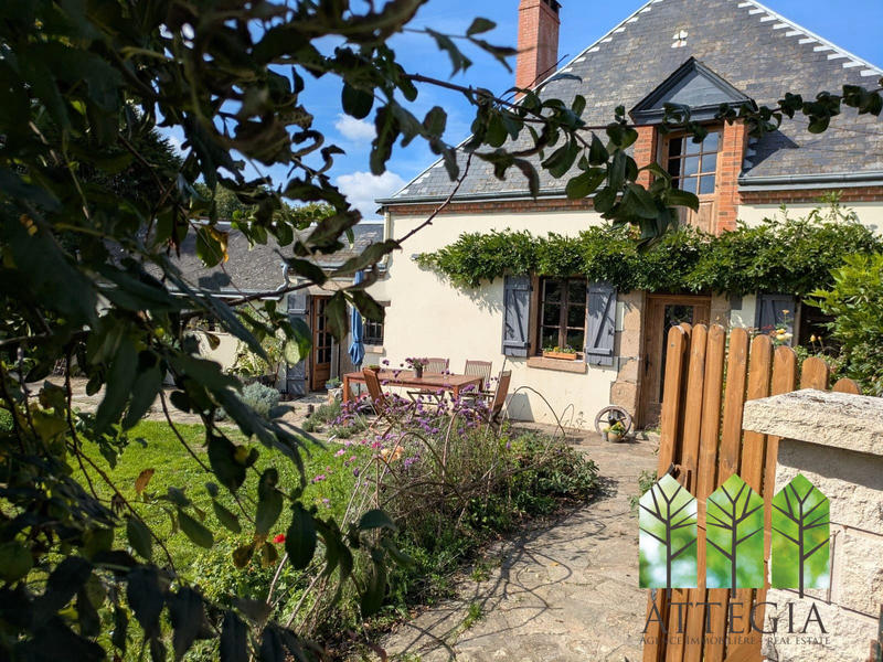 Maison - 90 m² - 4 pièces