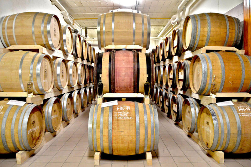 Visite guidée privée premium de la distillerie