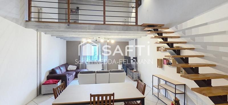 Maison - 273 m² - 5 pièces