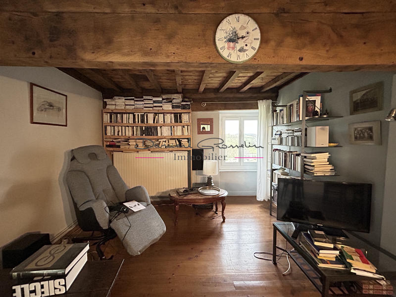 Maison - 101 m² - 5 pièces