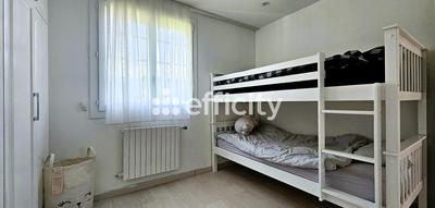 Pavillon - 156 m² - 6 pièces