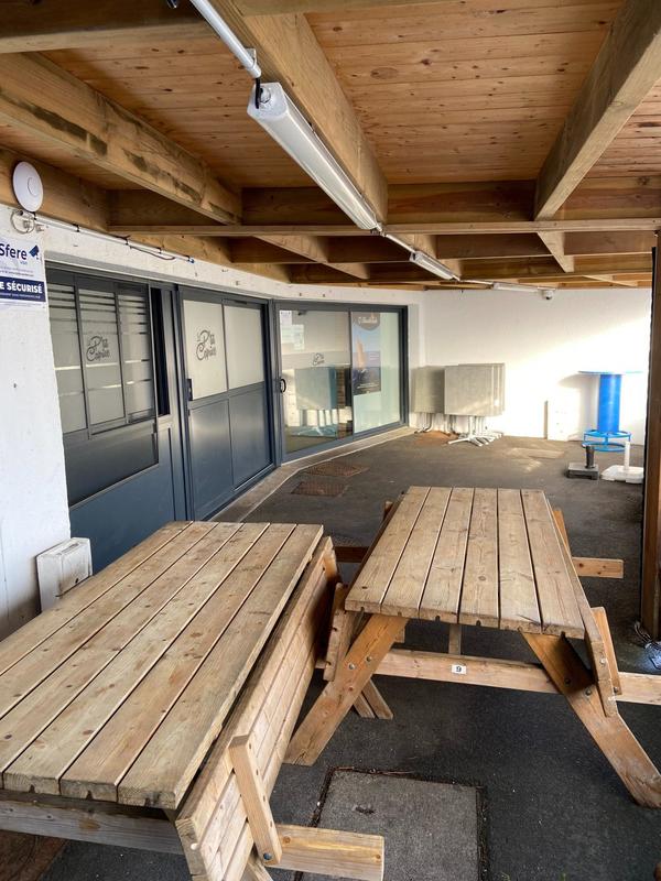 Local commercial - 100 m² - 2 pièces