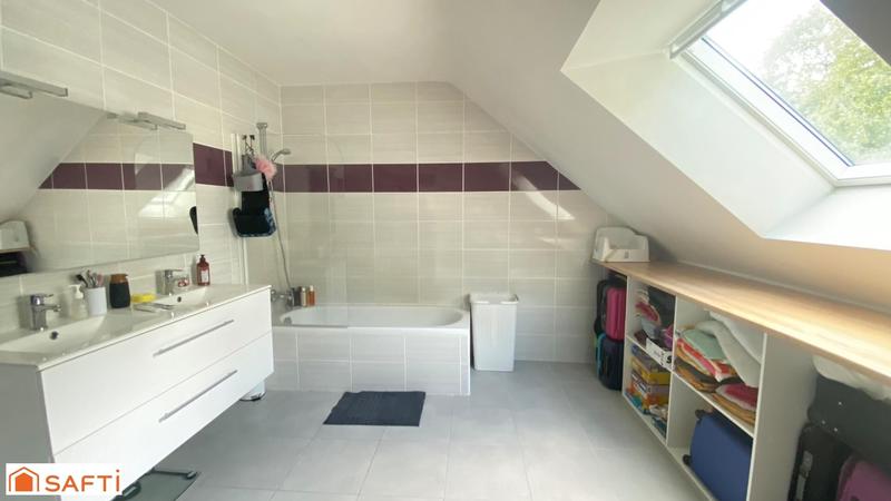 Maison - 131 m² - 6 pièces