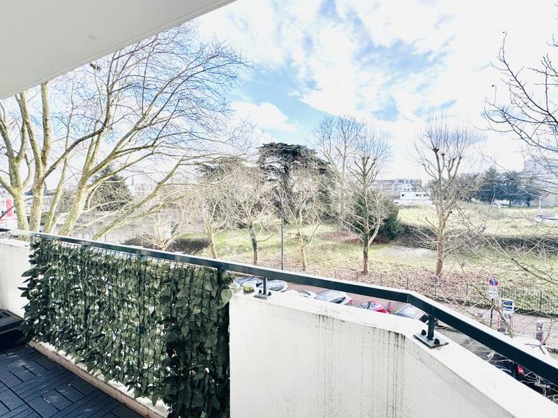 Appartement - 85 m² - 4 pièces