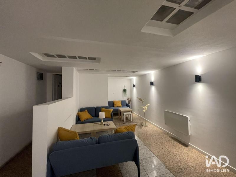 Local commercial - 134 m² - 2 pièces