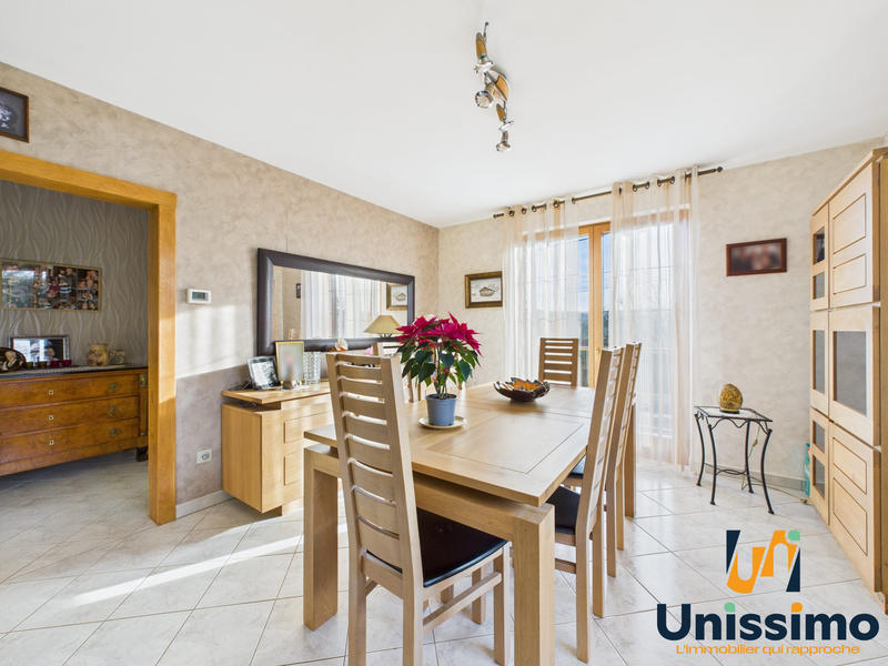 Maison - 87 m² - 4 pièces