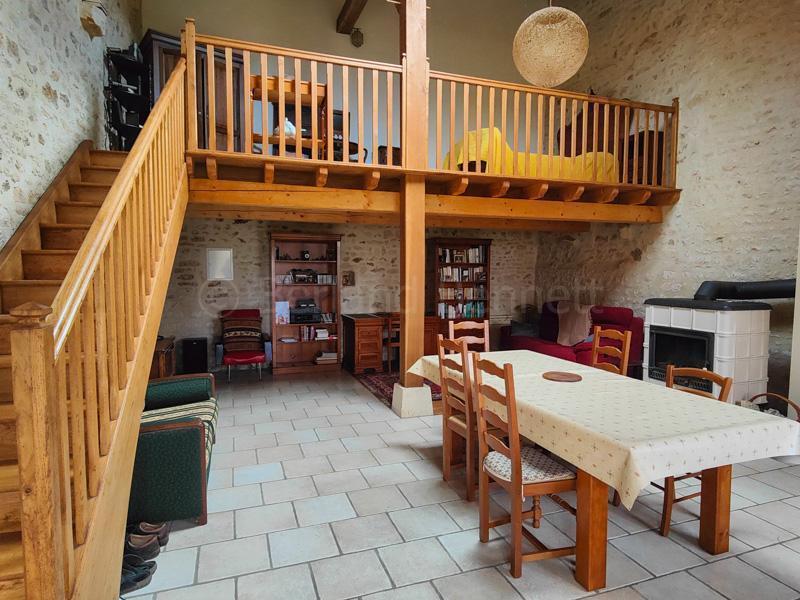 Maison en pierre - 126 m² - 4 pièces