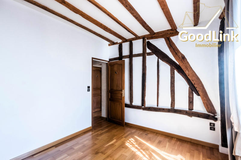 Maison ancienne - 141 m² - 5 pièces