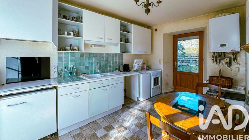 Maison - 278 m² - 12 pièces