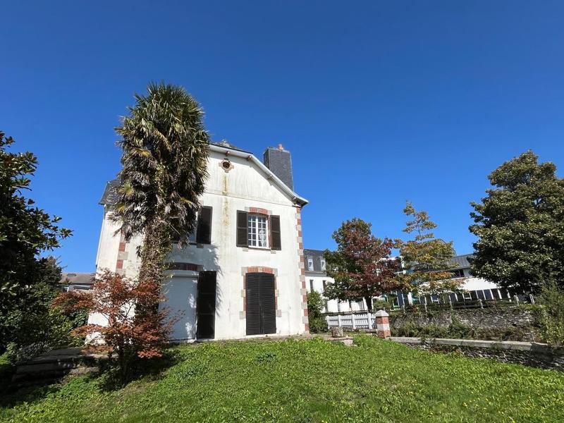 Maison - 134 m² - 7 pièces