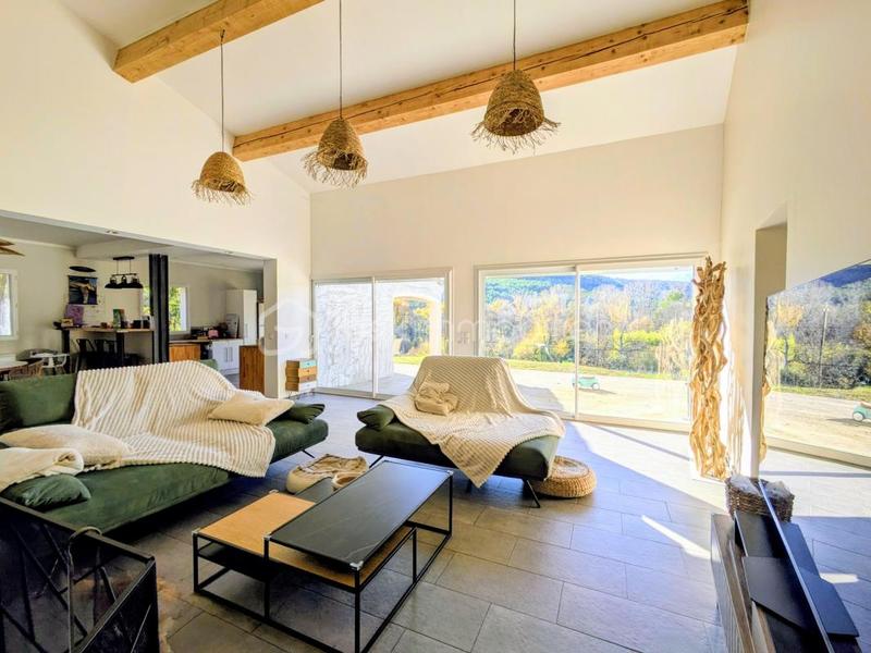 Maison - 155 m² - 5 pièces