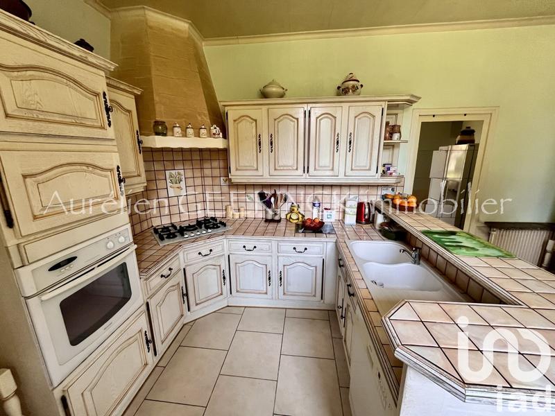 Maison - 268 m² - 6 pièces