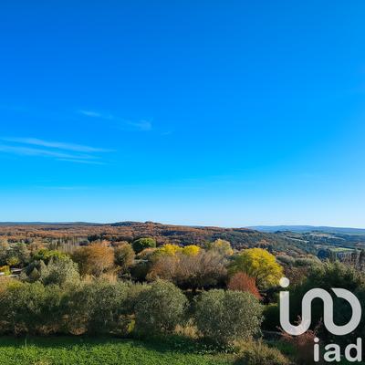 Maison - 240 m² - 10 pièces