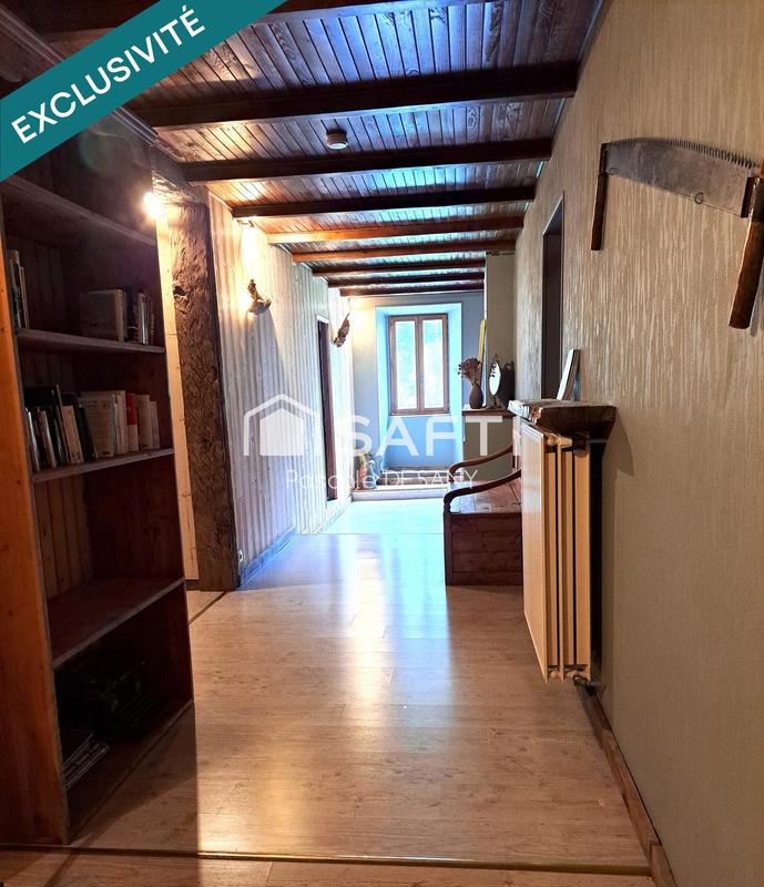 Maison - 265 m² - 8 pièces