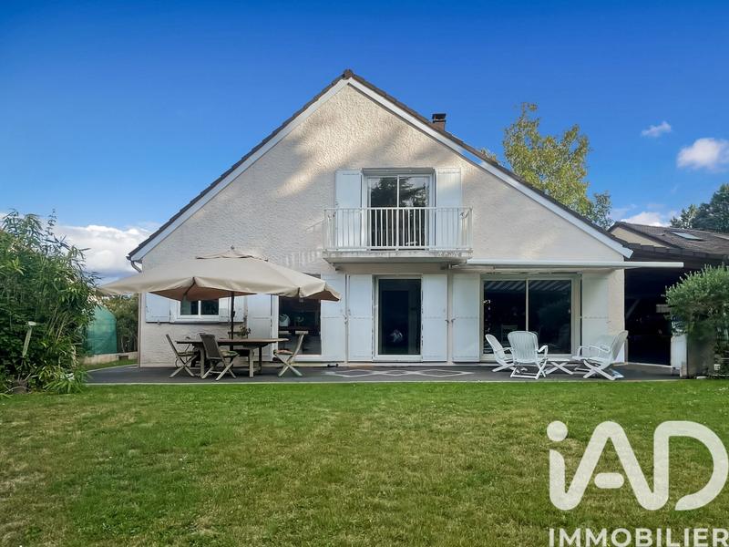 Maison - 140 m² - 6 pièces