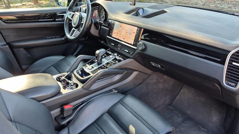 Porsche Cayenne Coupé III E-Hybrid 3.0 V6 462 Tiptronic . - Automatique