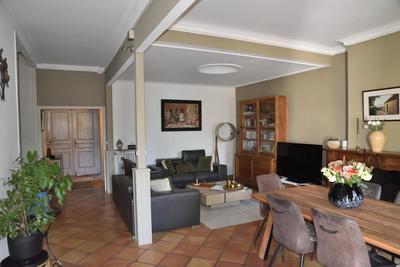 Maison bourgeoise - 250 m² - 6 pièces