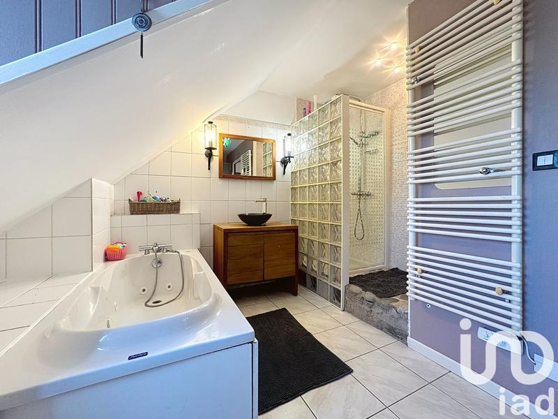 Maison - 110 m² - 4 pièces