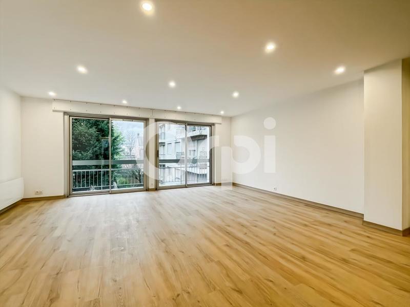 Appartement - 79 m² - 3 pièces