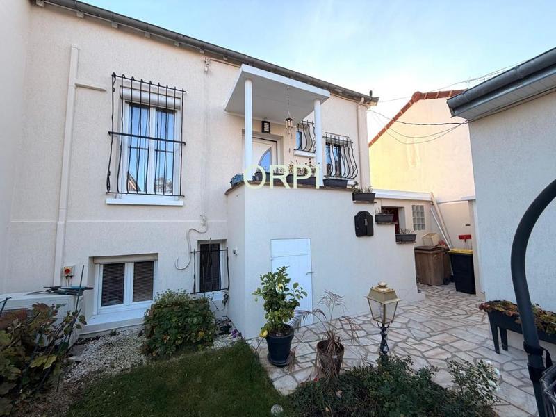 Immeuble - 158 m² - 8 pièces