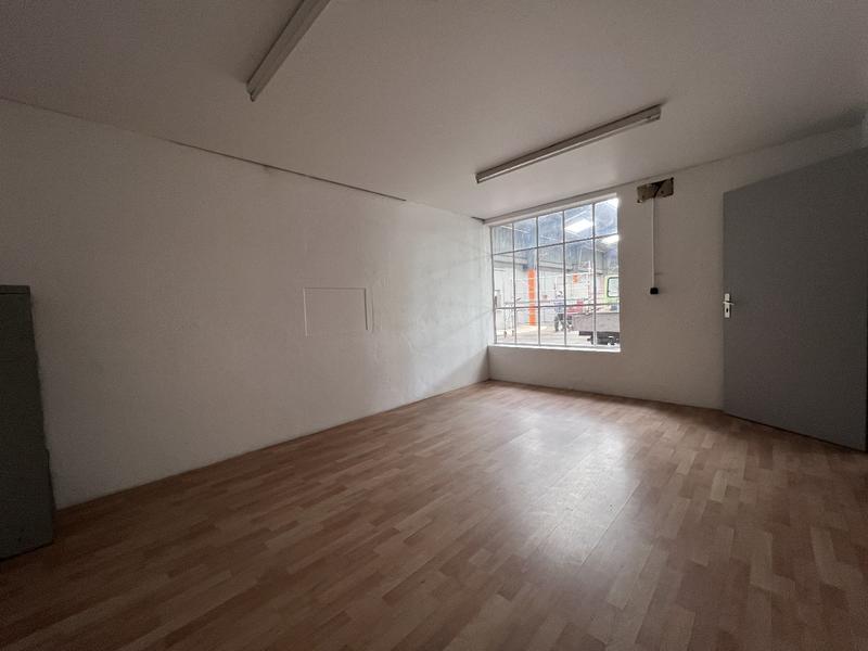 Entrepôt - 603 m² - 3 pièces