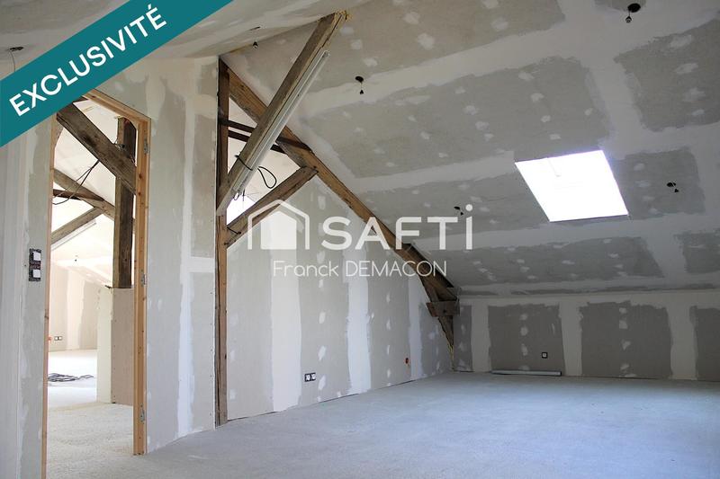 Maison - 318 m² - 9 pièces