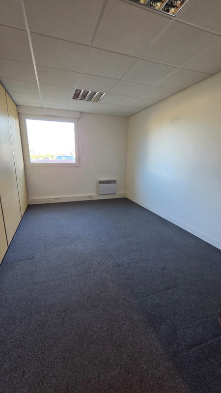 Bureau - 80 m²
