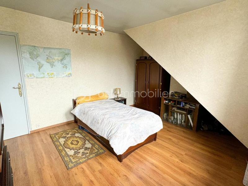 Maison - 140 m² - 7 pièces