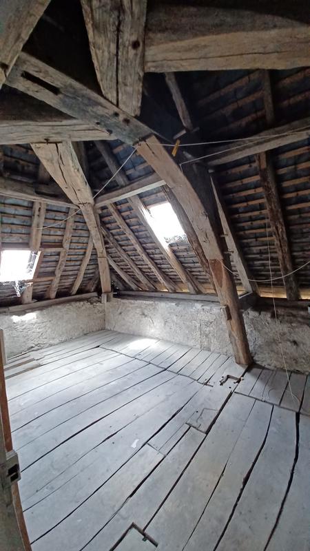 Maison ancienne - 177 m² - 7 pièces