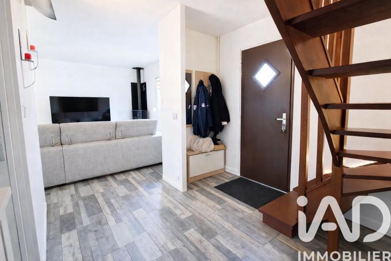 Maison - 93 m² - 5 pièces