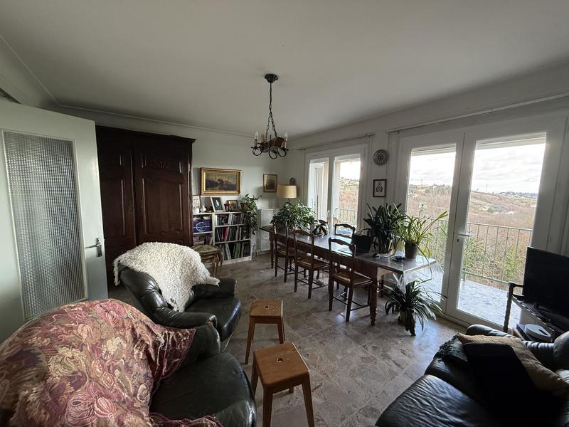 Maison jumelée - 140 m² - 7 pièces