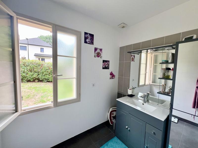 Maison contemporaine - 180 m² - 7 pièces