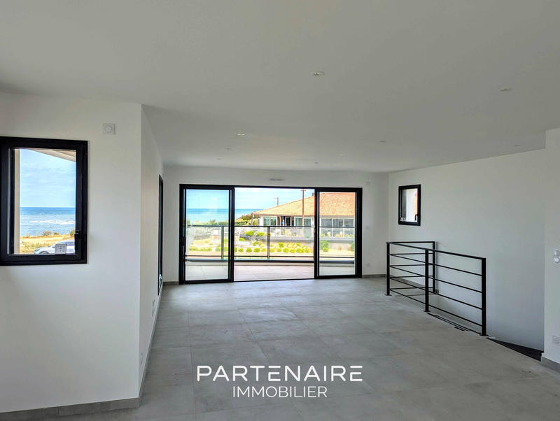 Maison - 147 m² - 6 pièces