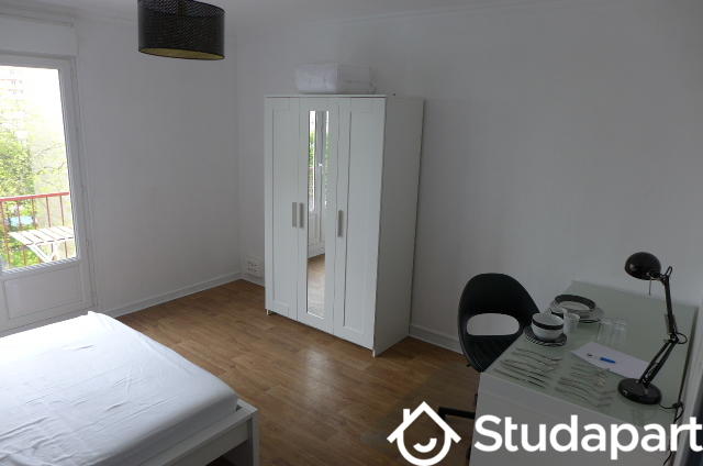 Chambre - 11 m² - 1 pièce