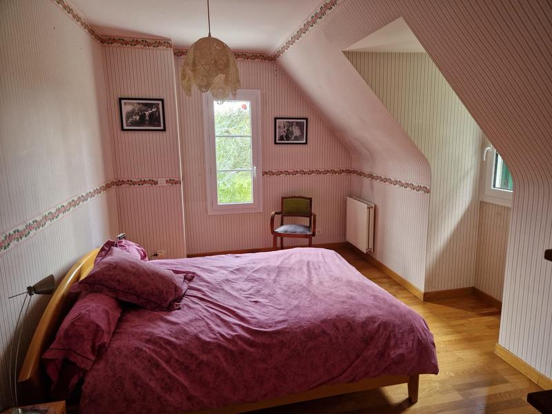 Maison - 185 m² - 7 pièces