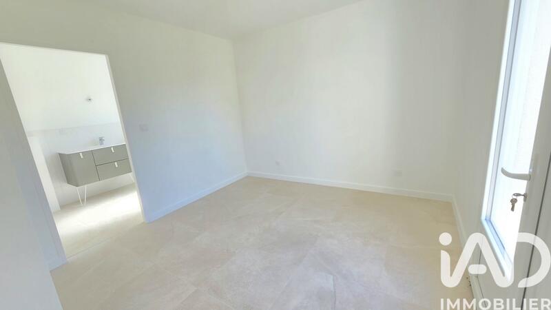 Maison - 99 m² - 4 pièces