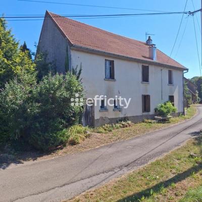 Maison - 80 m² - 4 pièces