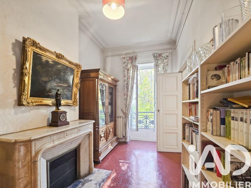 Appartement - 204 m² - 6 pièces