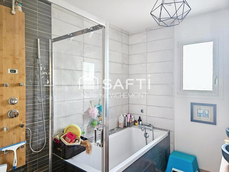 Maison - 114 m² - 6 pièces