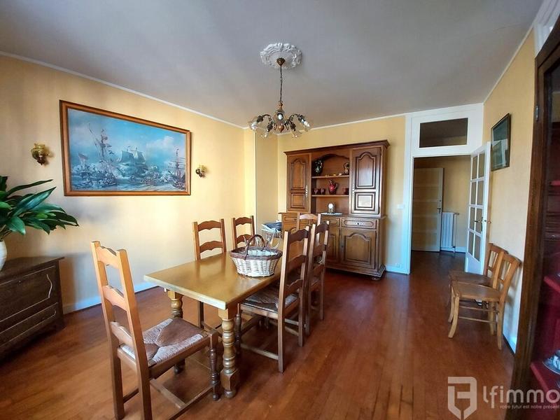 Maison - 128 m² - 5 pièces