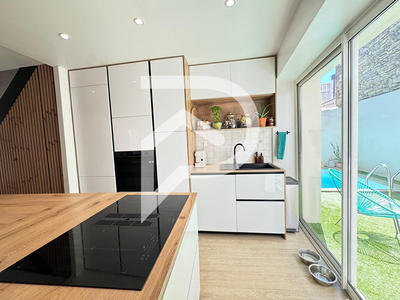 Maison - 135 m² - 6 pièces