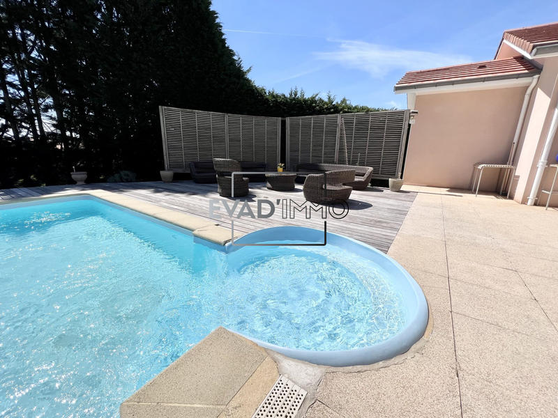 Villa - 180 m² - 7 pièces