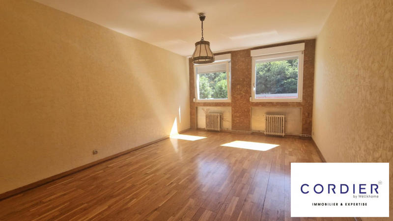 Appartement - 97 m² - 4 pièces