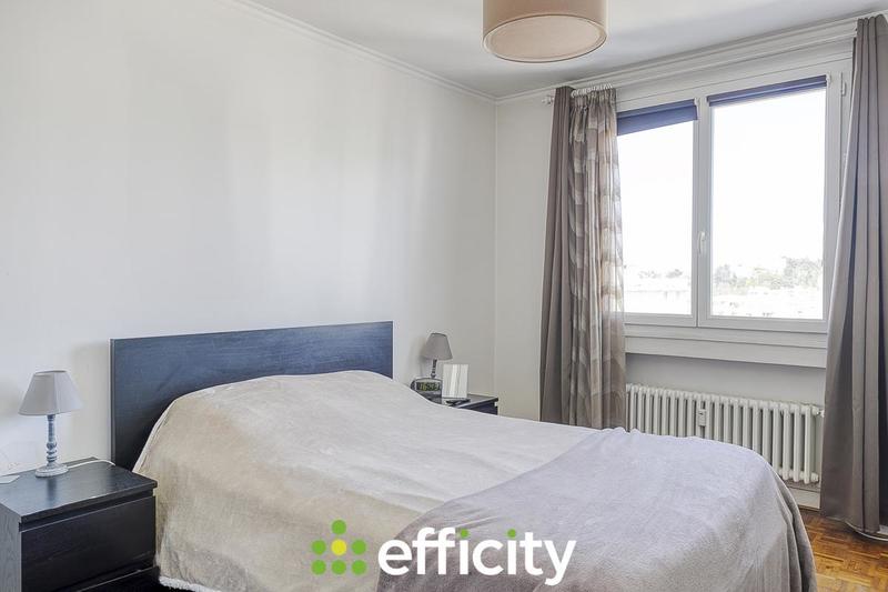 Appartement - 103 m² - 5 pièces