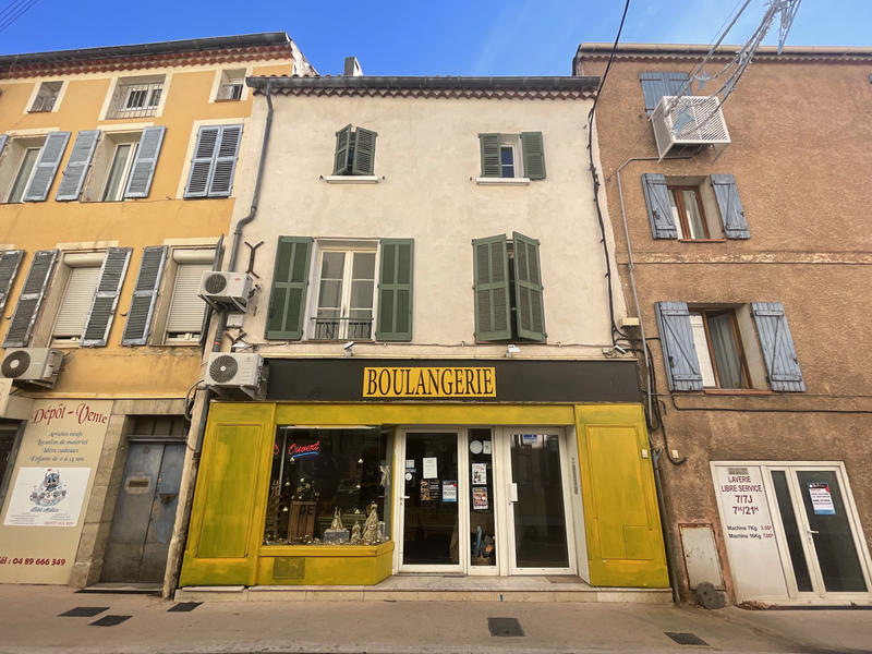 Immeuble - 198 m² - 6 pièces